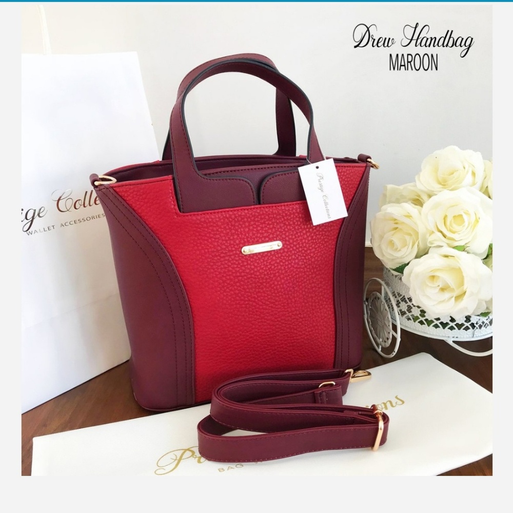 Handbag with detachable sling